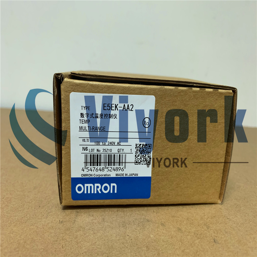 Digitální ovladač Omron E5EK-AA2 (4)